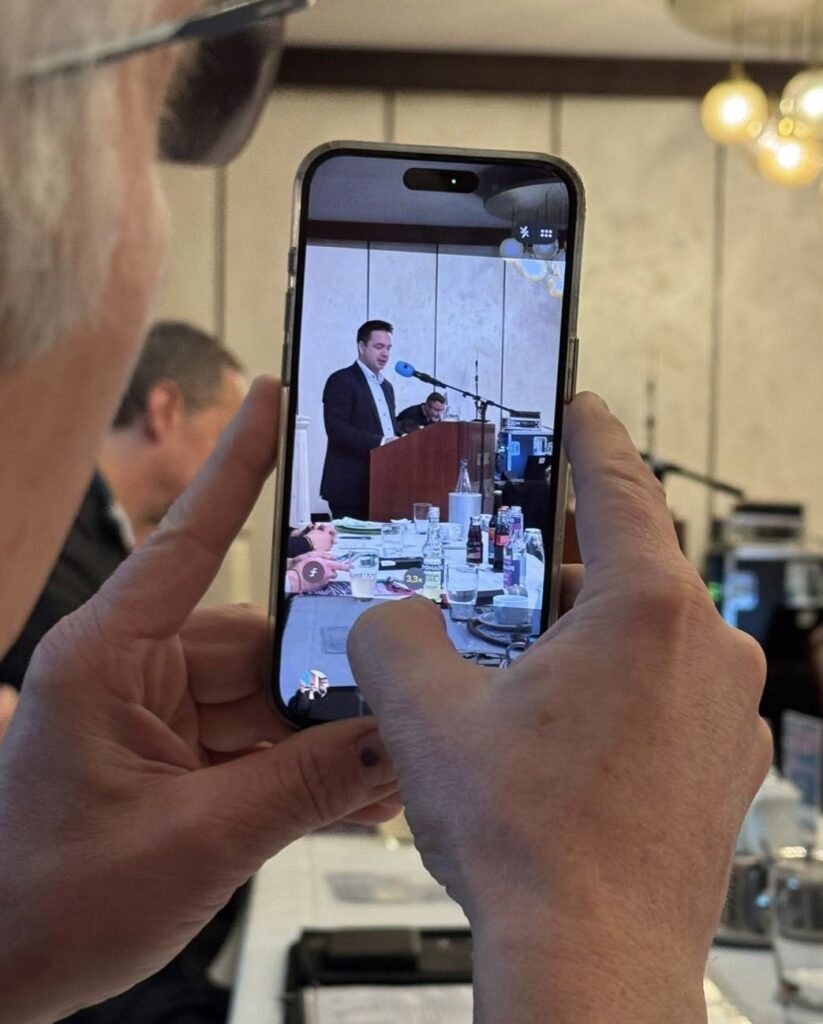 Kreisparteitag Diepholz: Ein Abend voller Abschiede, Überraschungen und 100 Prozent Rückenwind